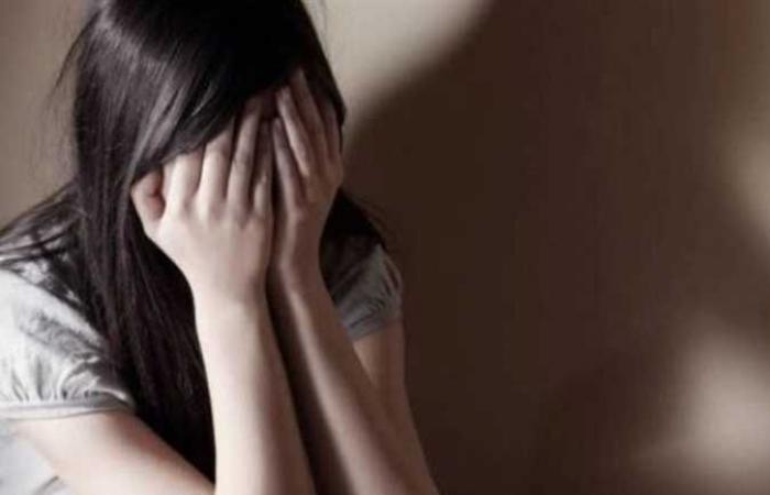 حوادث : حاول اغتصاب طفلة.. أهالي يلقنون عاطلًا «علقة ساخنة» في بنها