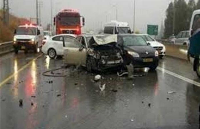 حوادث : إصابة 16 شخصًا في حادث تصادم سيارتين بالشرقية