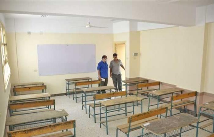 أخبار مصر : حتي آخر لحظة.. المنيا تواصل حملات التشديد على لجان الثانوية العامة (صور)