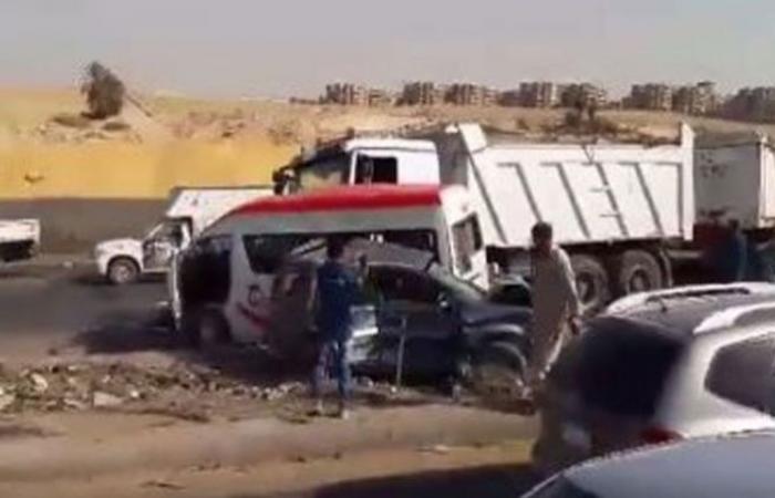 أخبار الحوادث : مصرع 4 أشخاص في حادث تصادم على صحراوي بني سويف