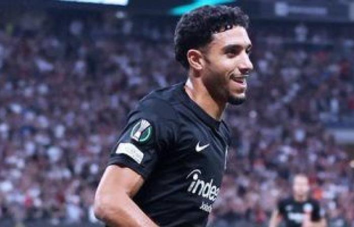 رياضة عالمية : هل يصبح عمر مرموش أغلى لاعب مصرى ينتقل للدورى الإنجليزى؟