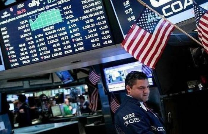 إقتصاد : تباين الأسهم الأمريكية في ختام تعاملات يوم حسم الفائدة