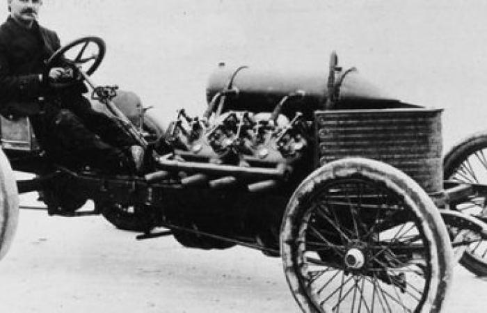 رحلة عبر الزمن: تاريخ سيارات البنزين من الفكرة إلى الواقع