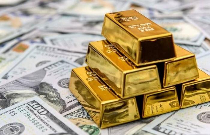 إقتصاد : ارتفاع الذهب مع تراجع الدولار وترقب بيانات أمريكية