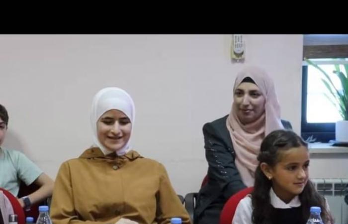 أخبار العالم : سلسبيل صوالحة بطلة تحدي القراءة العربي في فلسطين