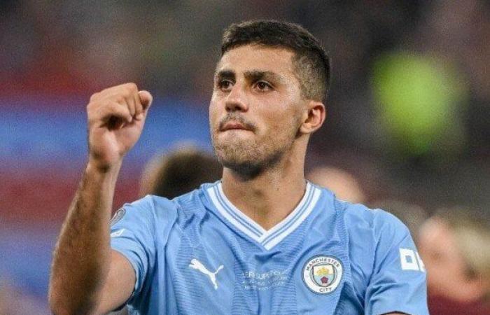 بيرناردو سيلفا: رودري لاعب متكامل في مانشستر سيتي