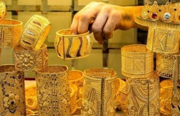 سعر الذهب الآن.. «الأصفر» يخالف التوقعات ويسجل هذا الرقم