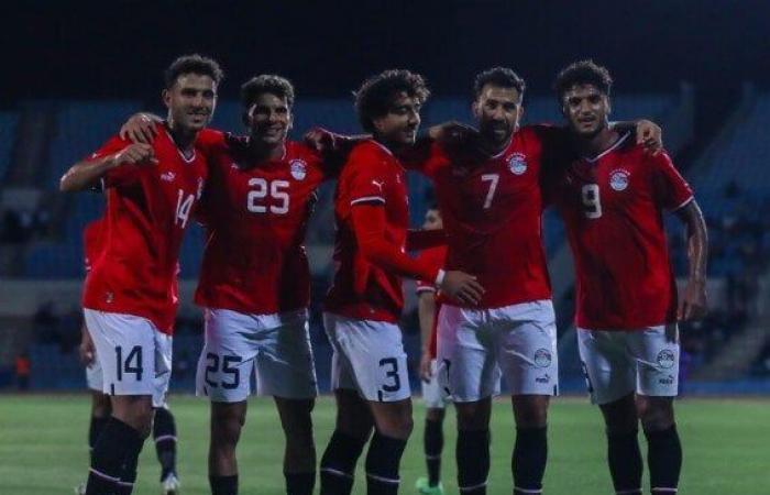 اتحاد الكرة يعلن صرف مكافآت لنجوم منتخب مصر