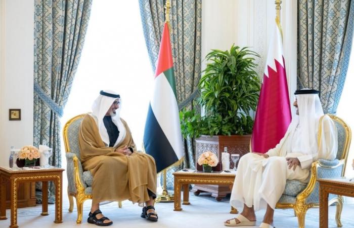 أخبار العالم : أمير قطر وخالد بن محمد يبحثان تعزيز العلاقات والتعاون