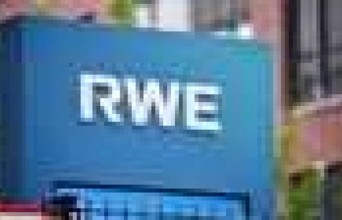 نافذة RWE الألمانية تعتزم إعادة شراء أسهم بقيمة 1.6 مليار دولار