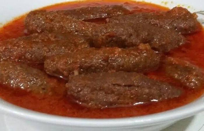 بخطوات بسيطة.. طريقة عمل كفتة الأرز متماسكة